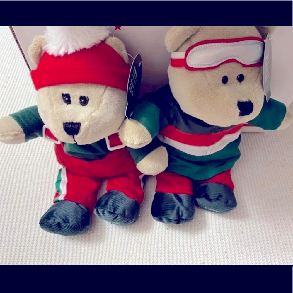 New Starbucks 2019 bearistas